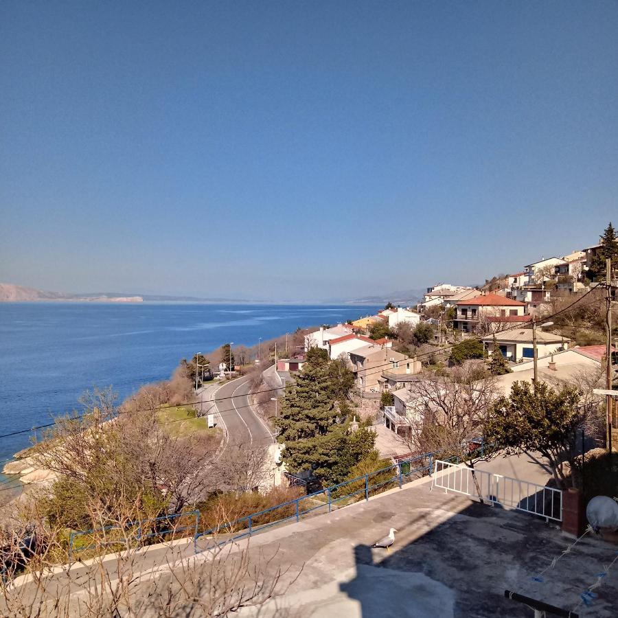 Appartement Mikola à Senj  Extérieur photo